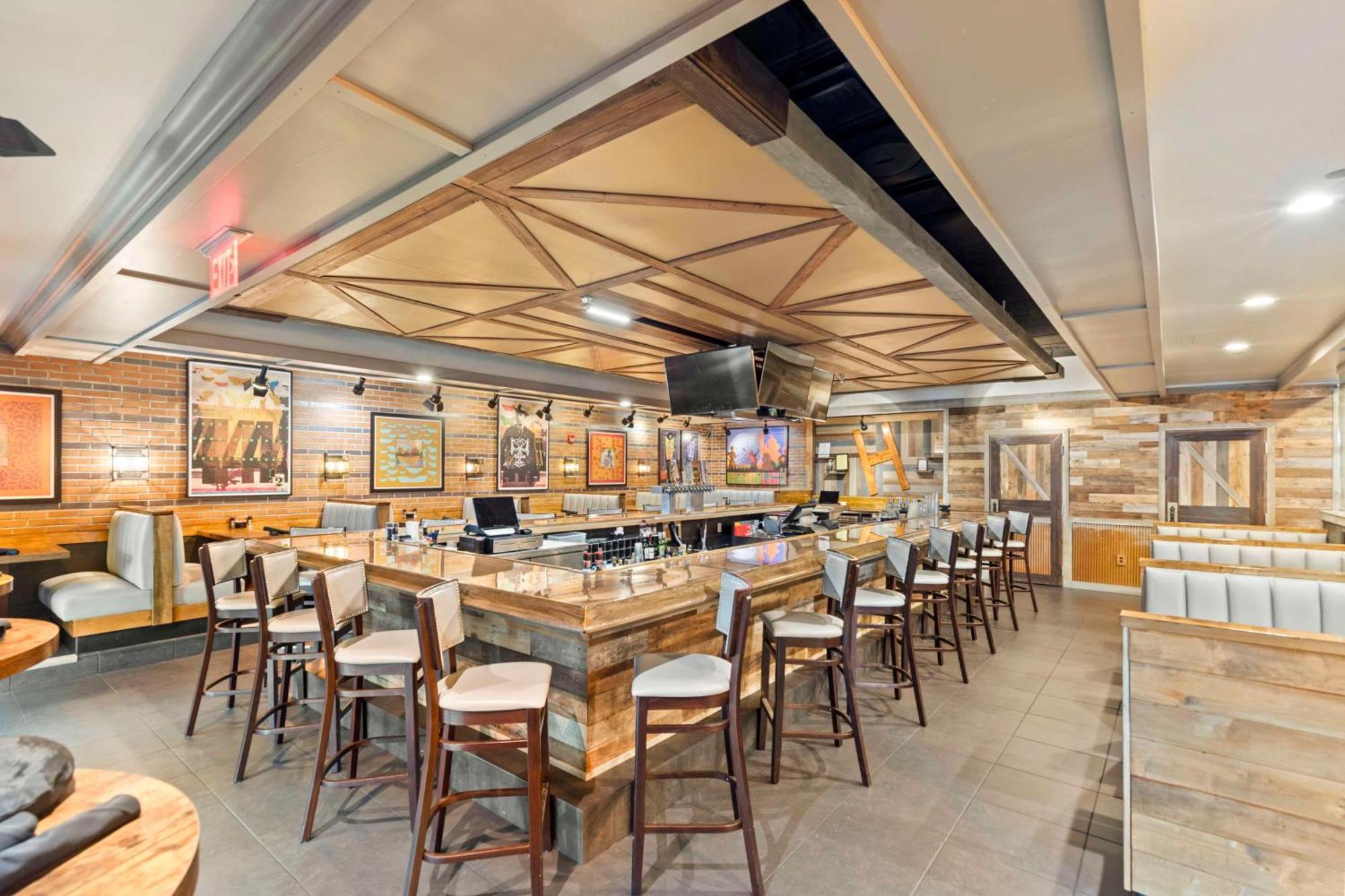מלון Doubletree By Hilton Front Royal Blue Ridge Shadows מראה חיצוני תמונה