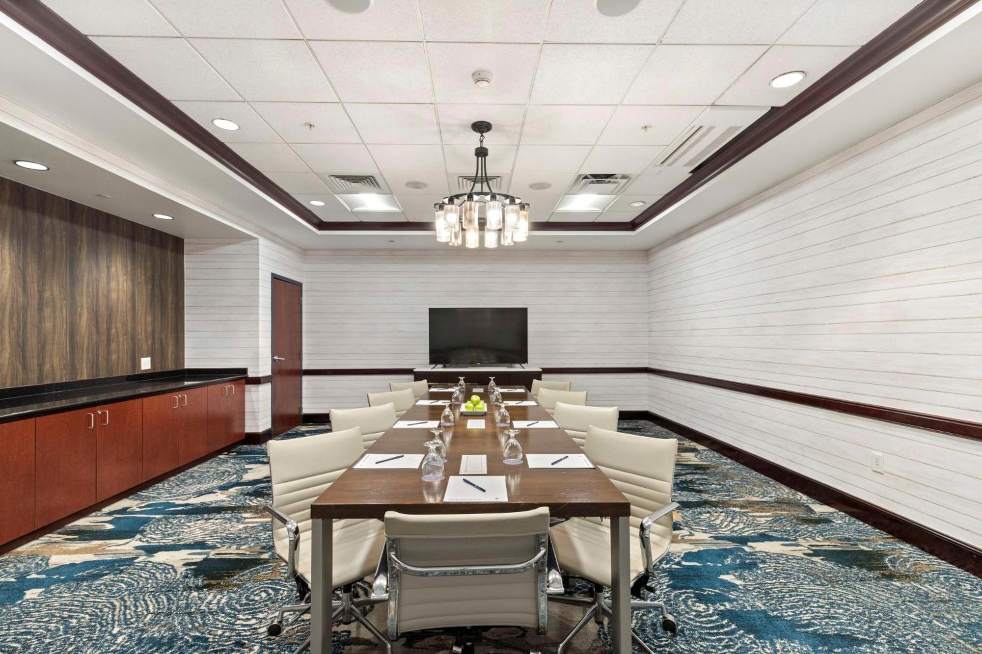 מלון Doubletree By Hilton Front Royal Blue Ridge Shadows מראה חיצוני תמונה