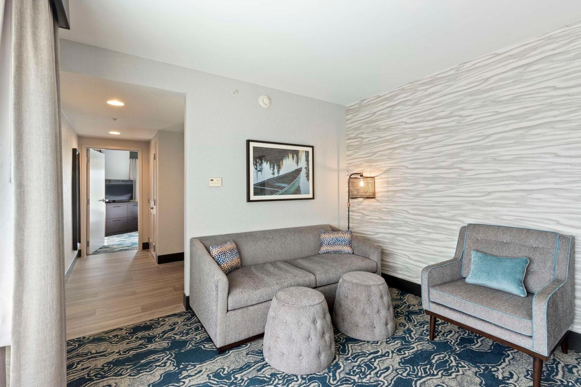מלון Doubletree By Hilton Front Royal Blue Ridge Shadows מראה חיצוני תמונה