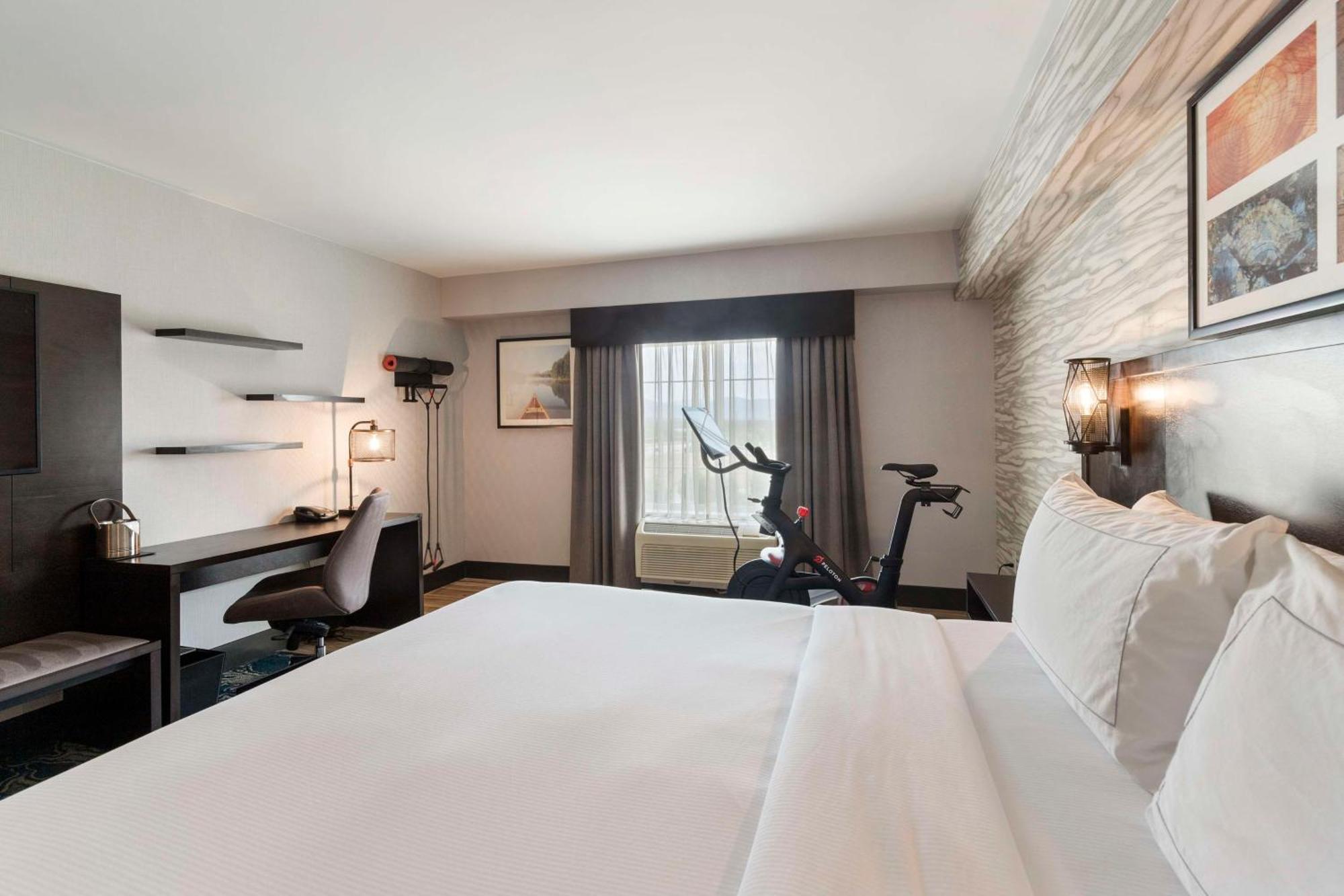 מלון Doubletree By Hilton Front Royal Blue Ridge Shadows מראה חיצוני תמונה