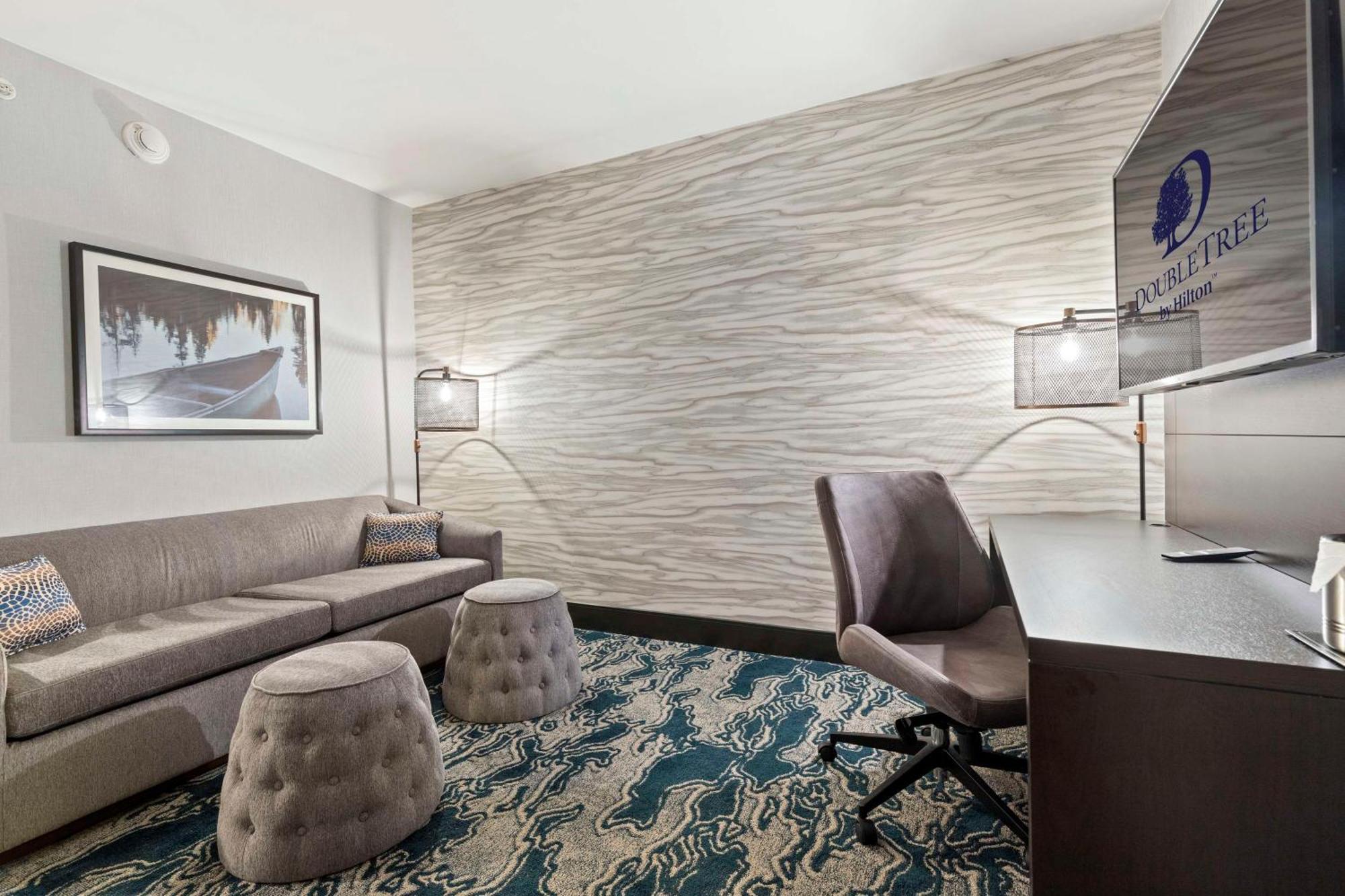 מלון Doubletree By Hilton Front Royal Blue Ridge Shadows מראה חיצוני תמונה